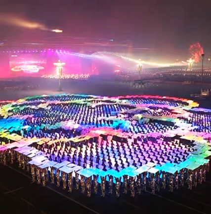 國慶聯(lián)歡會可折疊手持光影屏項(xiàng)目