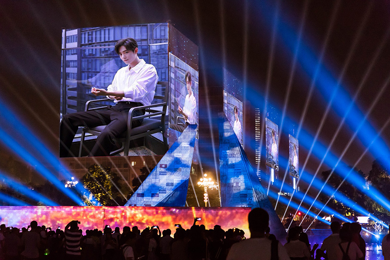 廣州黃埔科學(xué)城綠軸廣場(chǎng)網(wǎng)格屏項(xiàng)目