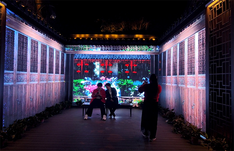 泰州老街互動(dòng)空間LED互動(dòng)屏項(xiàng)目